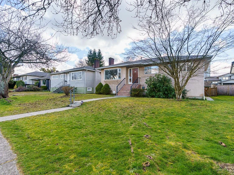 4720 Southlawn Drive, Burnaby, BC, V5C 3S6 - 4