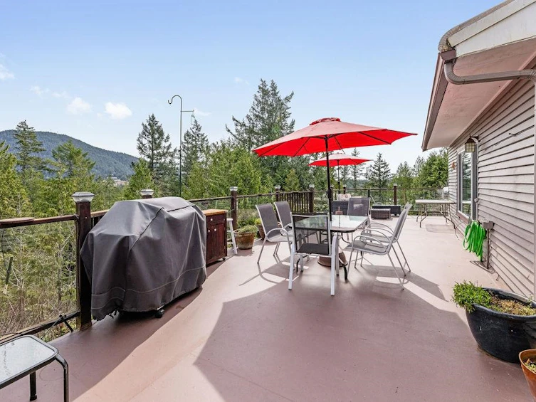 4906 Sinclair Bay Road, Pender Harbour Egmont, BC, V0N 1S1 - 32