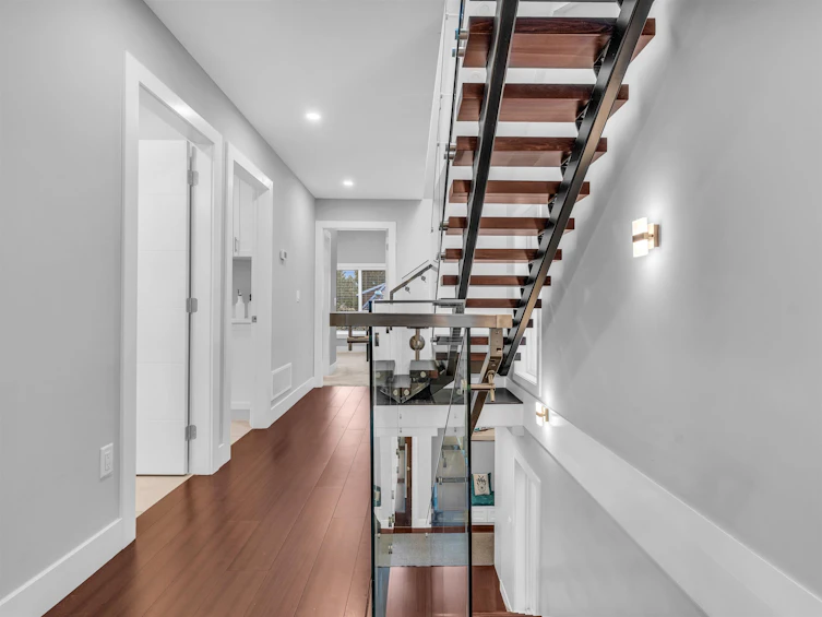 762 E 13th Street, North Vancouver, BC, V7L 2M7 - 23