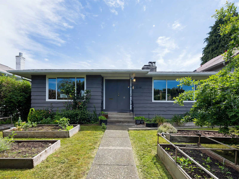 1316 Grand Boulevard, North Vancouver BC