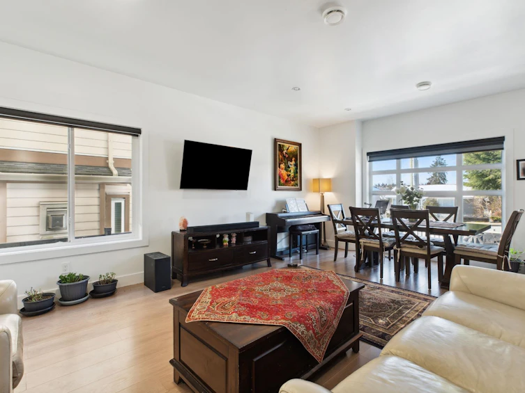 101-271 Blue Mountain Street, Coquitlam, BC, V3K 4H7 - 9