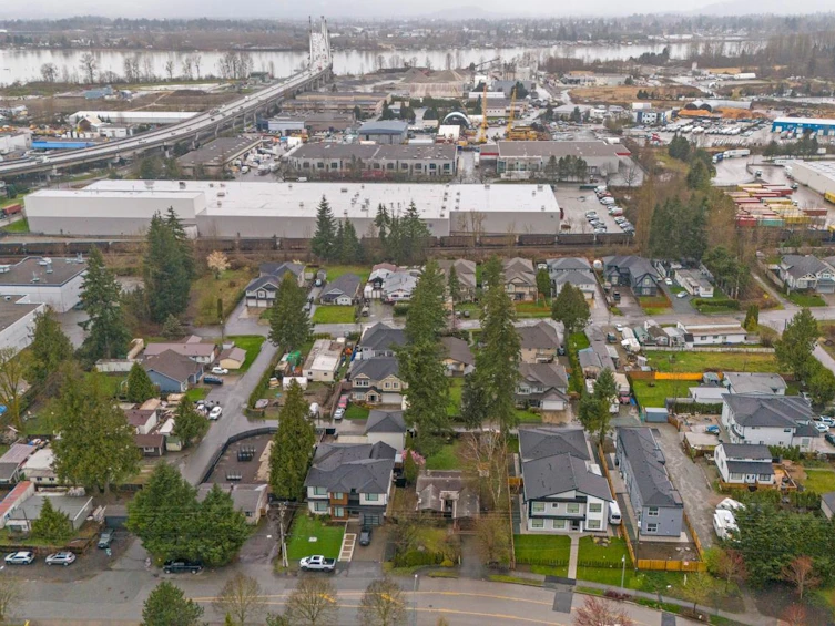 20247 98 Avenue, Langley, BC, V1M 3E4 - 14