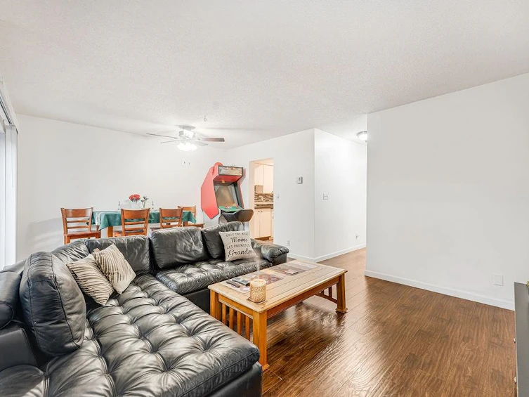 72-13880 74 Avenue, Surrey, BC, V3W 7E6 - 3