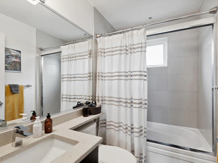 206-2263 Triumph Street, Vancouver, BC, V5L 1L2 - 25