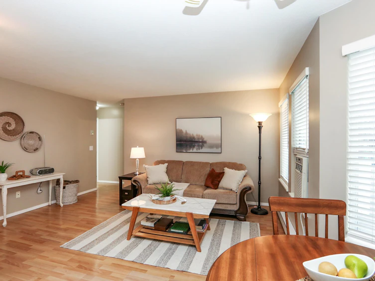 201-46000 First Avenue, Chilliwack, BC, V2P 1W1 - 6