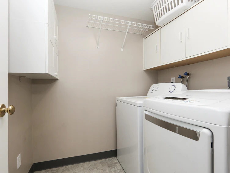 201-46000 First Avenue, Chilliwack, BC, V2P 1W1 - 17