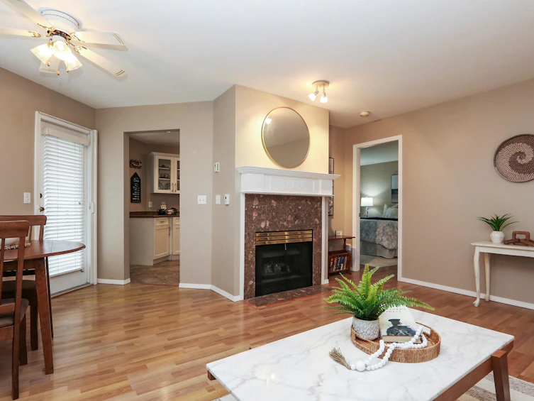 201-46000 First Avenue, Chilliwack, BC, V2P 1W1 - 7