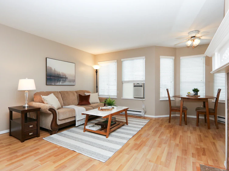 201-46000 First Avenue, Chilliwack, BC, V2P 1W1 - 5