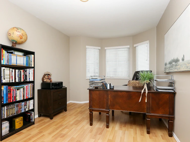 201-46000 First Avenue, Chilliwack, BC, V2P 1W1 - 15