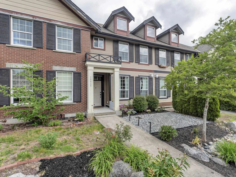 20845 71b Avenue, Langley BC V2Y 0J1