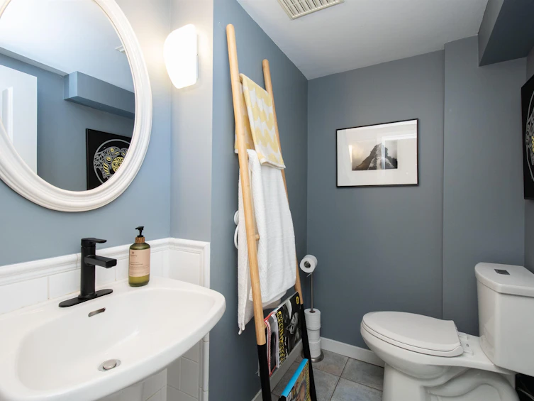 1043 Kinloch Lane, North Vancouver, BC, V7G 1V8 - 34