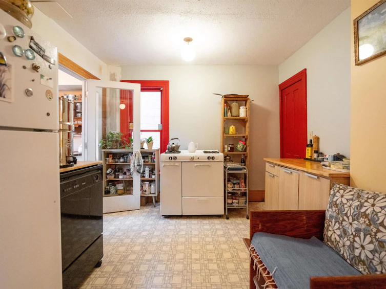1828 Triumph Street, Vancouver, BC, V5L 1K3 - 10