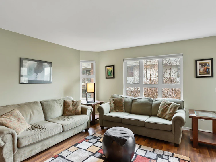202-1535 Chesterfield Avenue, North Vancouver, BC, V7M 2N5 - 4