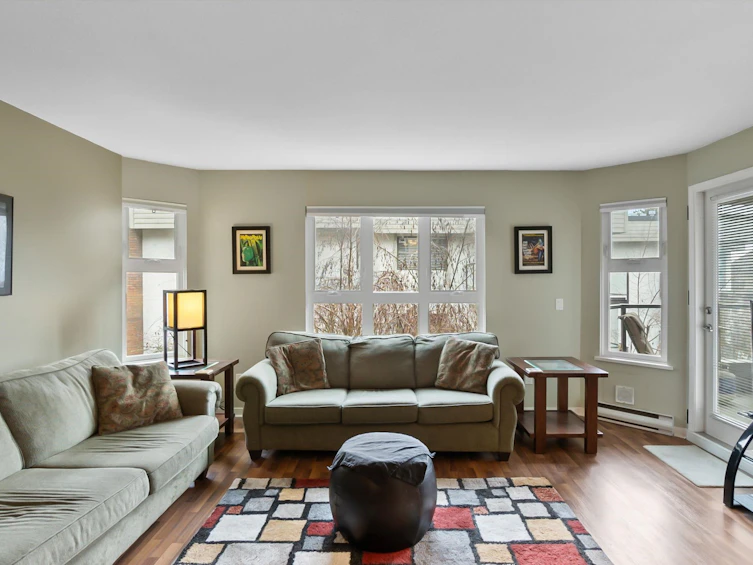 202-1535 Chesterfield Avenue, North Vancouver, BC, V7M 2N5 - 3