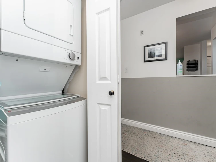 208-1533 Best Street, Surrey, BC, V4B 4E9 - 27
