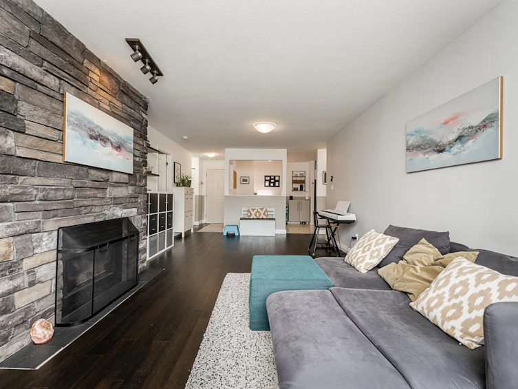 208-1533 Best Street, Surrey, BC, V4B 4E9 - 10