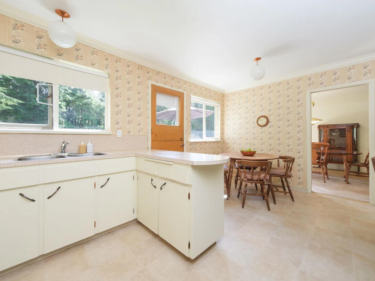 3166 Del Rio Drive, North Vancouver, BC, V7N 4C2 - 11