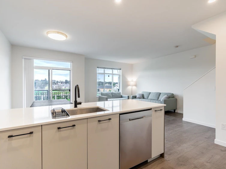 97-15255 Sitka Drive, Surrey, BC, V3S 0B1 - 16