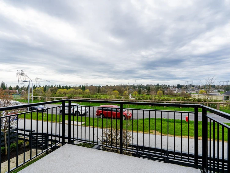 97-15255 Sitka Drive, Surrey, BC, V3S 0B1 - 18