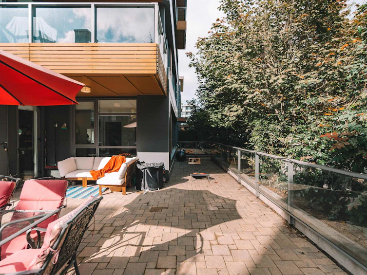 111-9150 University High Street, Burnaby, BC, V5A 0C5 - 4