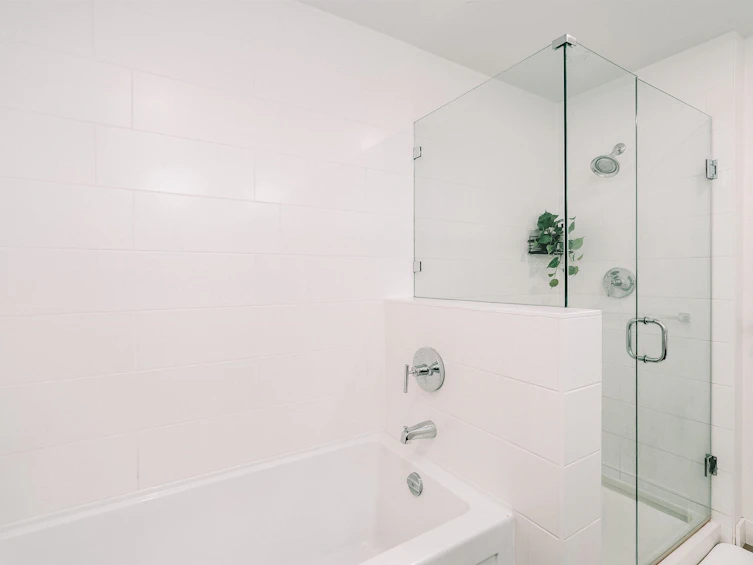111-9150 University High Street, Burnaby, BC, V5A 0C5 - 21