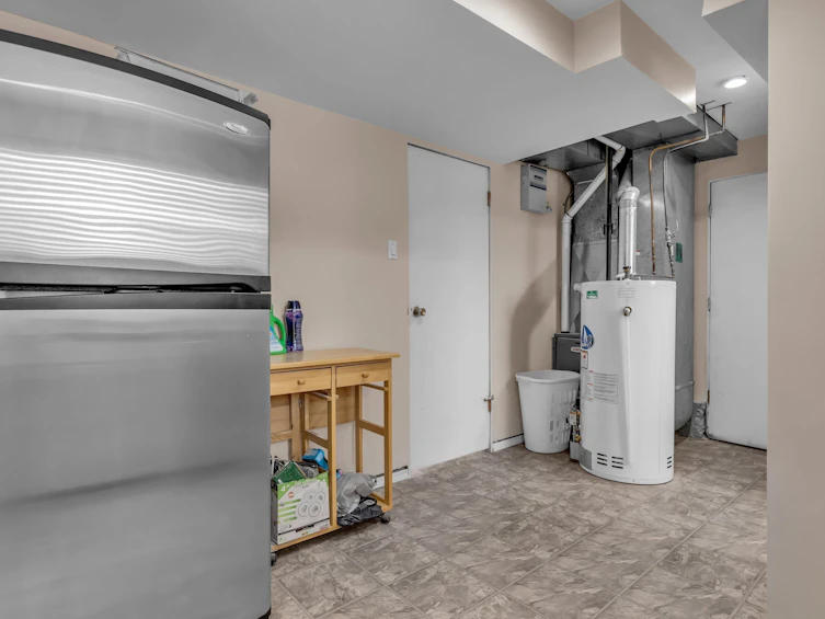7963 144 Street, Surrey, BC, V3W 5T2 - 36
