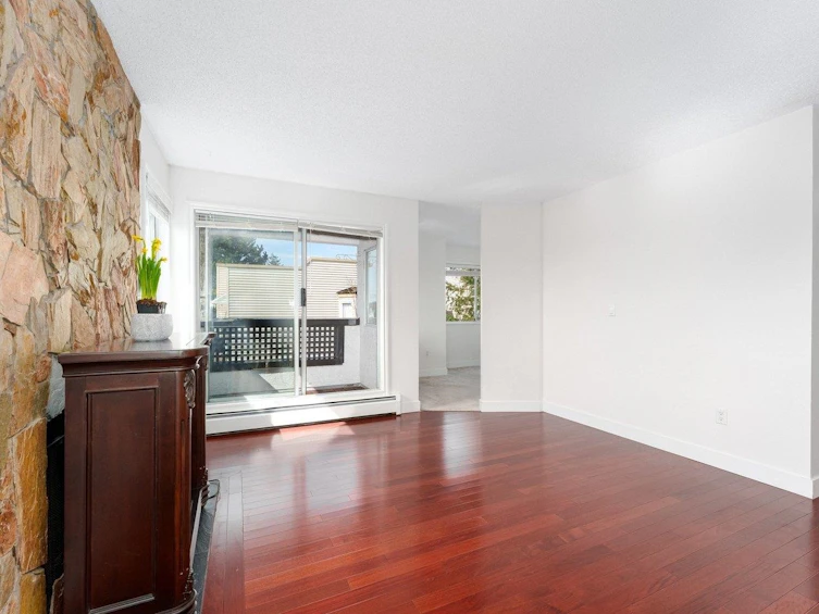 310-809 W 16th Street, North Vancouver, BC, V7P 1R2 - 5