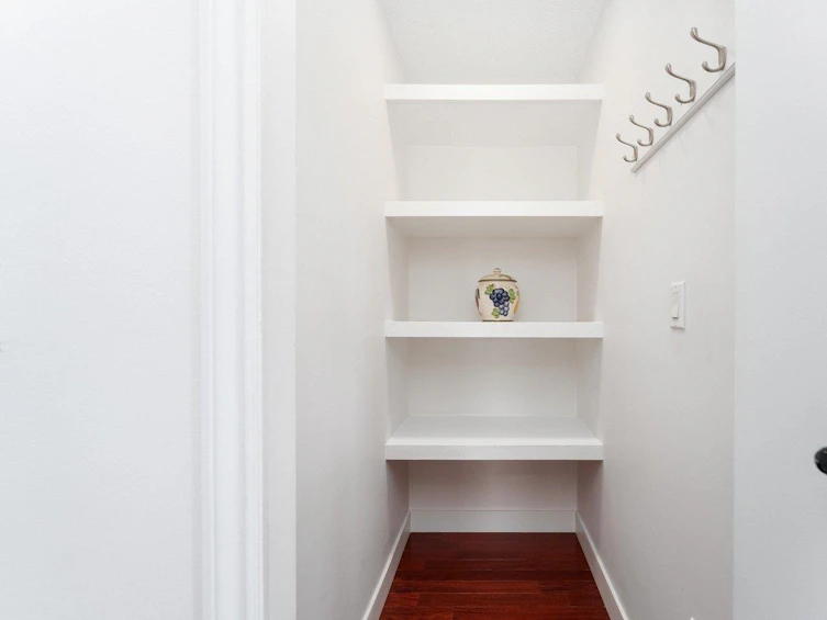 310-809 W 16th Street, North Vancouver, BC, V7P 1R2 - 14