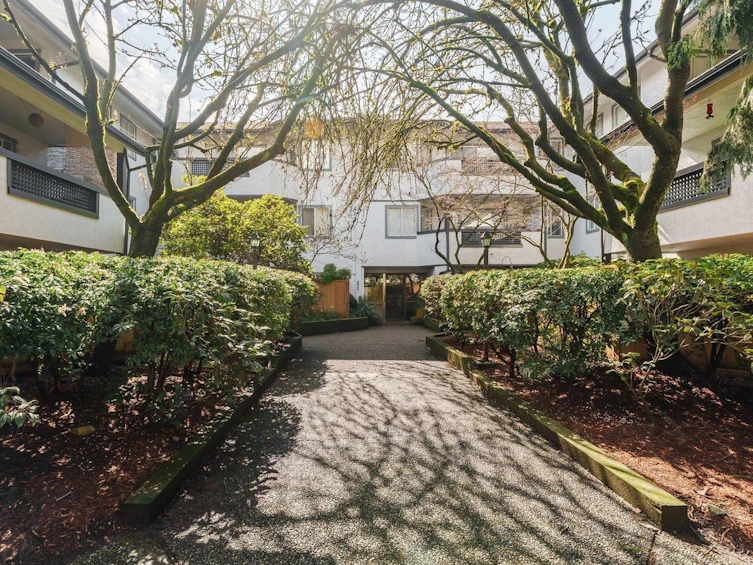 310-809 W 16th Street, North Vancouver, BC, V7P 1R2 - 22