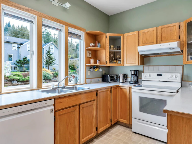 2214 St George Street, Port Moody, BC, V3H 2G2 - 24