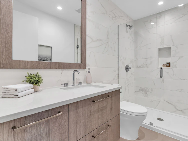 310-747 E 3rd Street, North Vancouver, BC, V7L 1G8 - 25