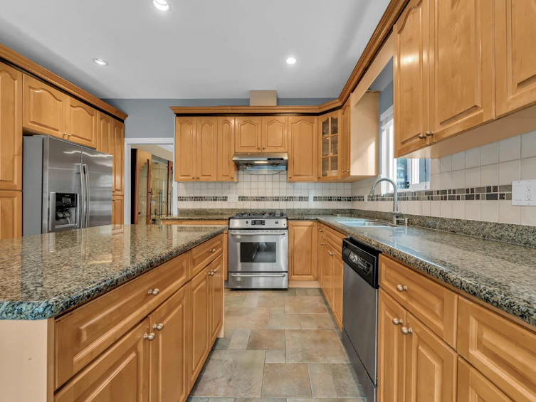 4306 Pinewood Crescent, Burnaby, BC, V5G 2J8 - 7