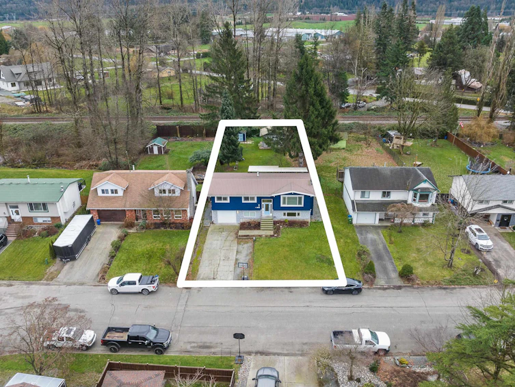 9650 Aberdeen Crescent, Chilliwack, BC, V0X 1X0 - 2