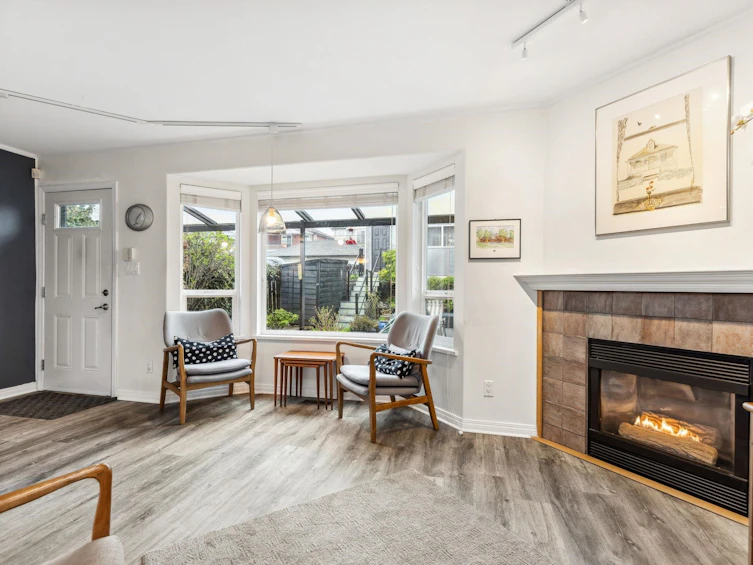 366 E 5th Street, North Vancouver, BC, V7L 1L9 - 11