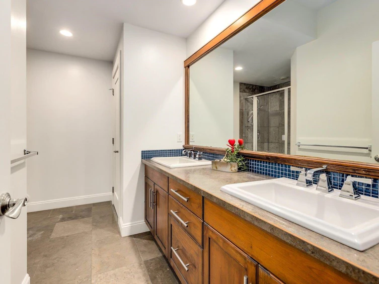 14057 28 Avenue, Surrey, BC, V4P 0A3 - 34