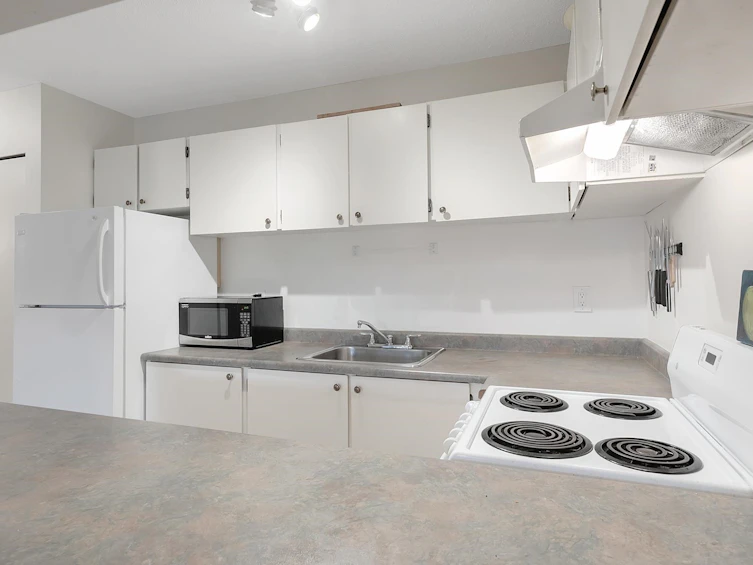 112-1990 W 6th Avenue, Vancouver, BC, V6J 4V4 - 9