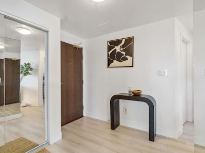 3701-1111 W Pender Street - 2