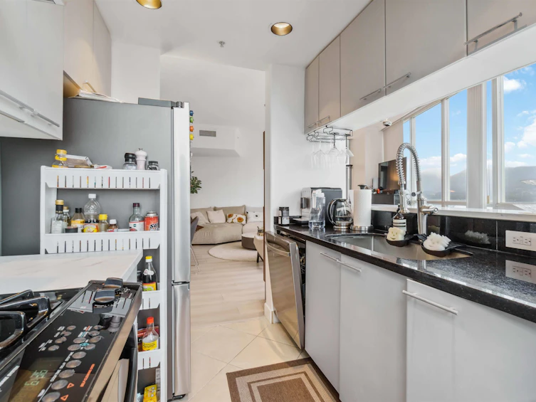 3701-1111 W Pender Street, Vancouver, BC, V6E 2P4 - 12