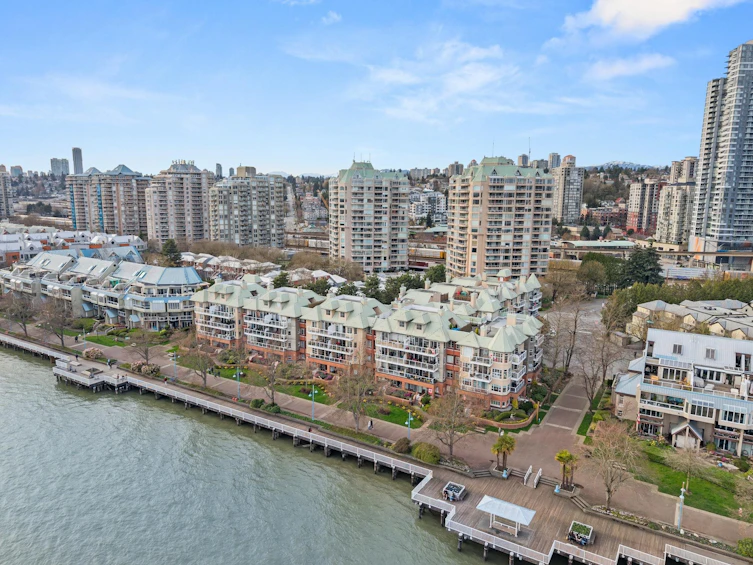 101-12 K De K Court, New Westminster, BC, V3M 6C5 - 38