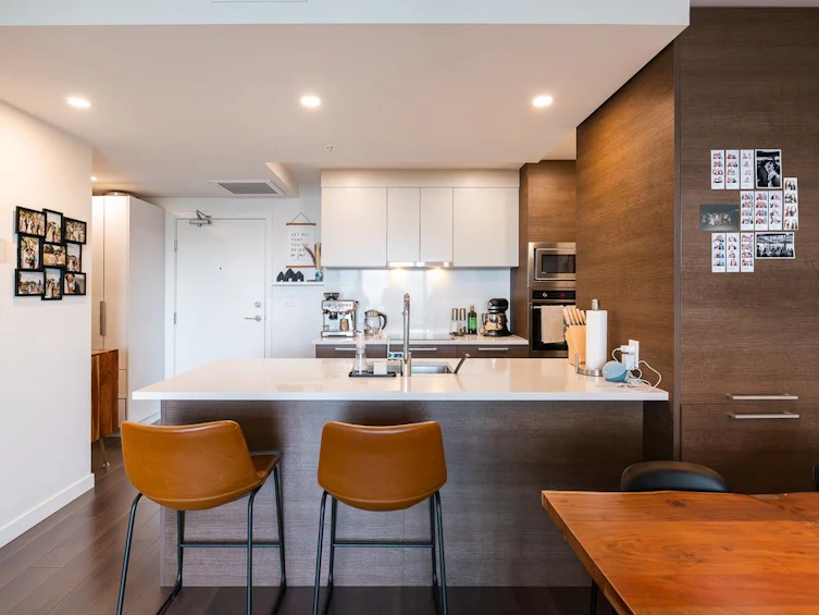 812-285 E 10th Avenue, Vancouver, BC, V5T 0H6 - 2