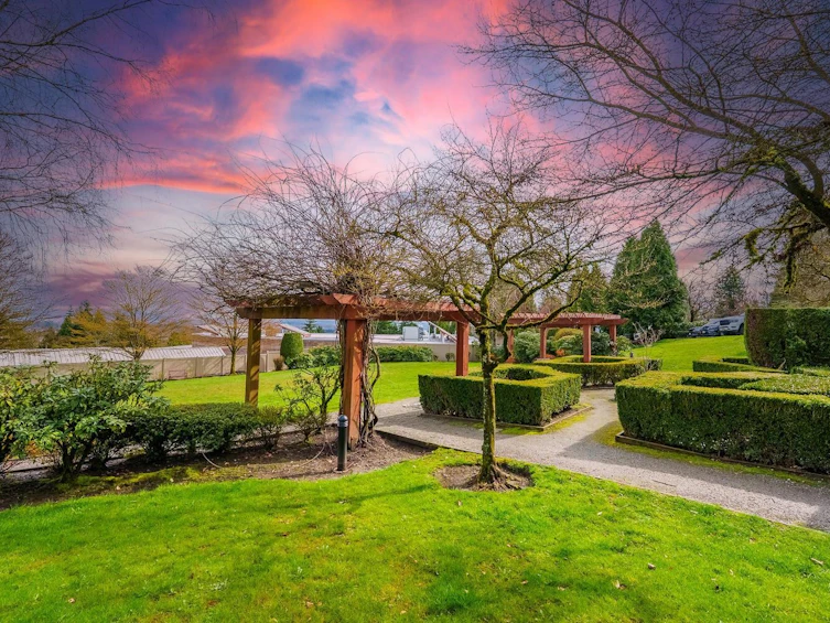 104-1432 Parkway Boulevard, Coquitlam, BC, V3E 3L9 - 24