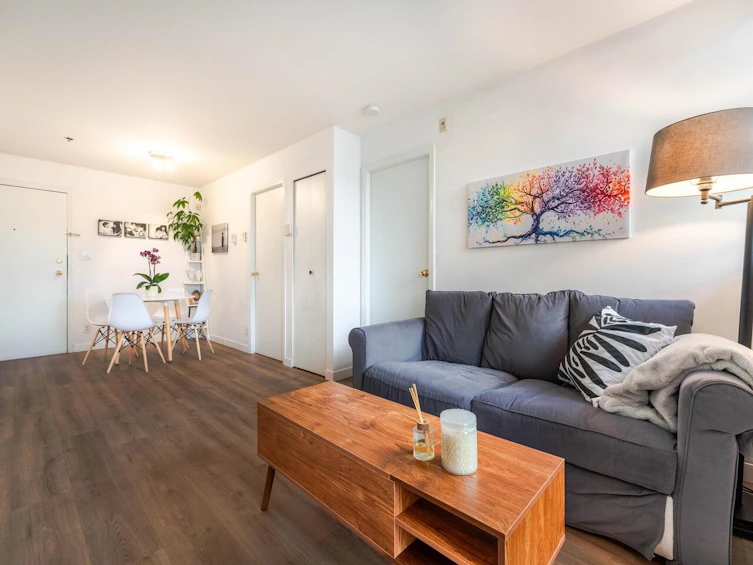 P8-4113 Fraser Street, Vancouver, BC, V5V 4E9 - 4