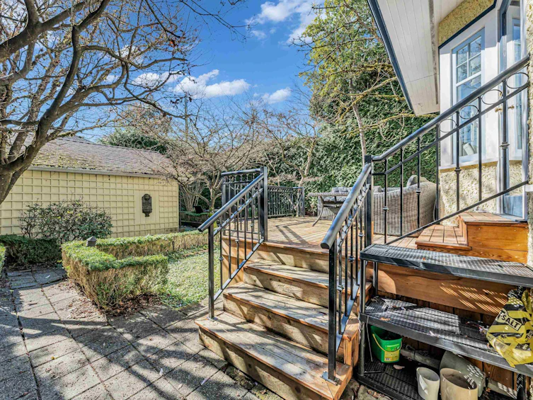 1122 W 27th Avenue, Vancouver, BC, V6H 2B8 - 36