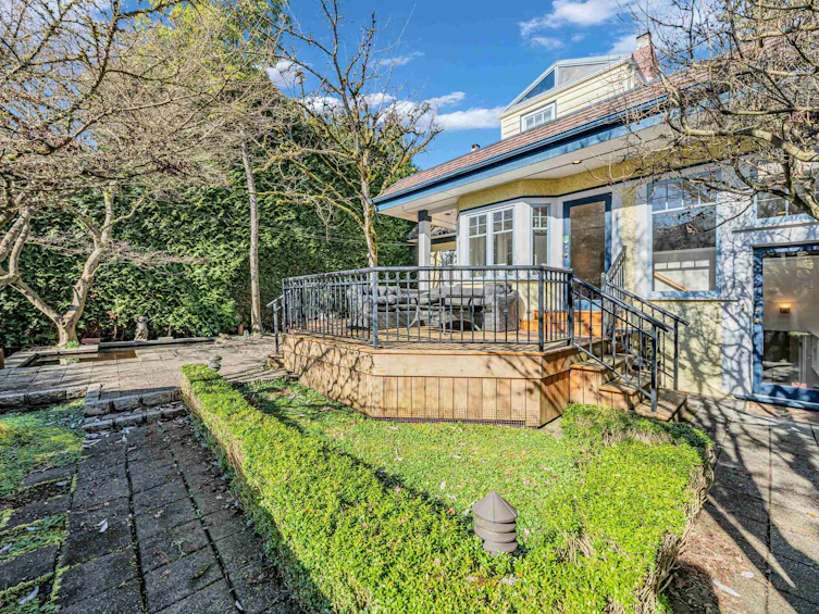 1122 W 27th Avenue, Vancouver, BC, V6H 2B8 - 37
