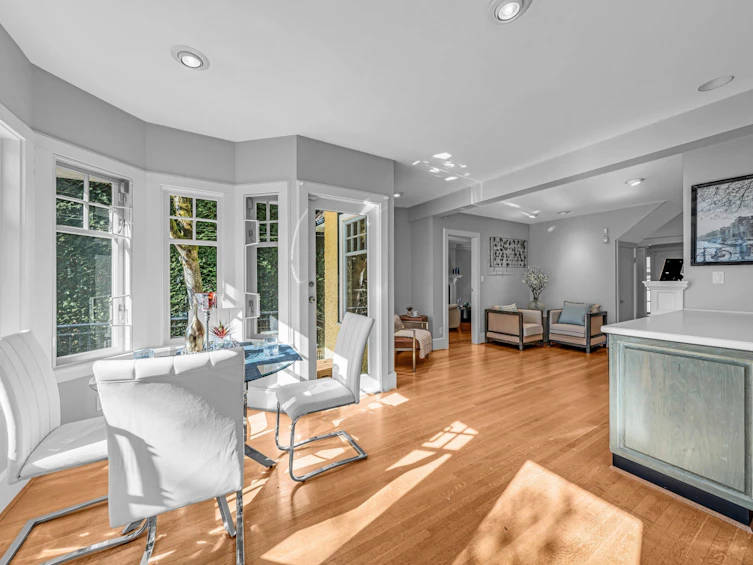 1122 W 27th Avenue, Vancouver, BC, V6H 2B8 - 17