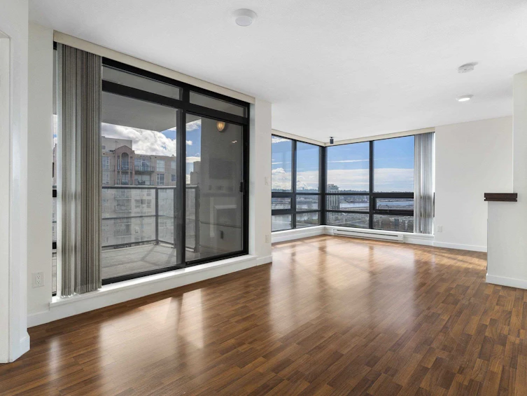 1903-1 Renaissance Square, New Westminster, BC, V3M 0B6 - 6