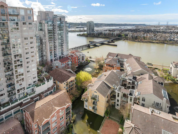 1903-1 Renaissance Square, New Westminster, BC, V3M 0B6 - 32