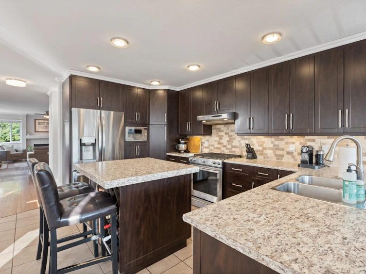 835 Stevens Street, Surrey, BC, V4B 4X3 - 5