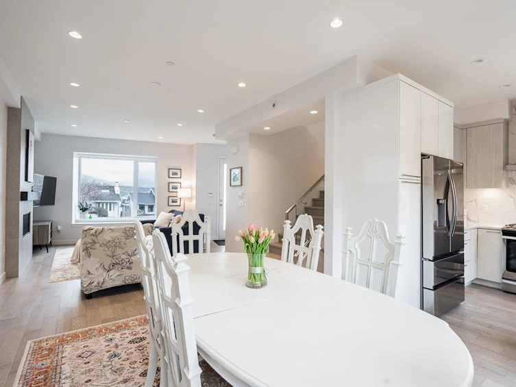 2828 Wall Street, Vancouver, BC, V5K 1B2 - 5