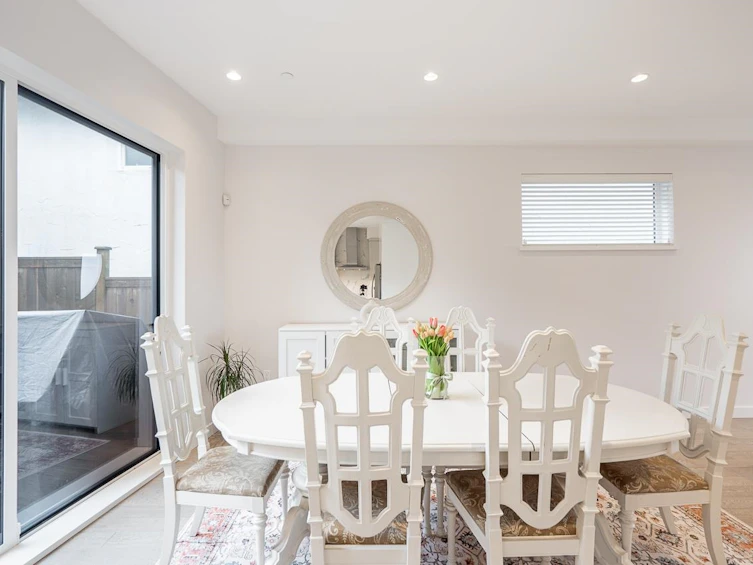 2828 Wall Street, Vancouver, BC, V5K 1B2 - 10